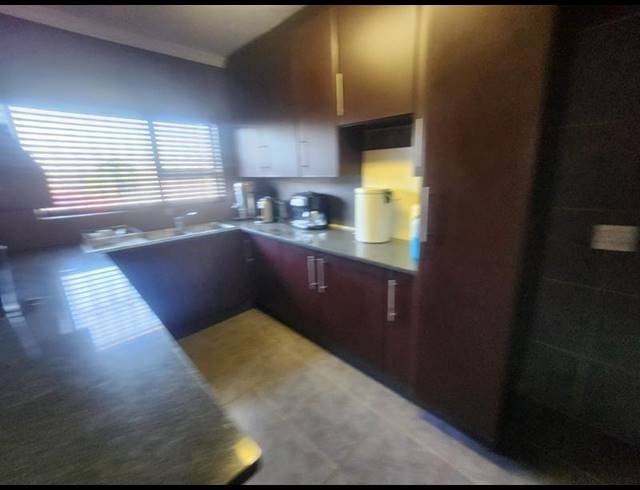 BUSINESS FOR SALE IN NEW REDRUTH